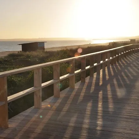 Sea And Pool At Da *