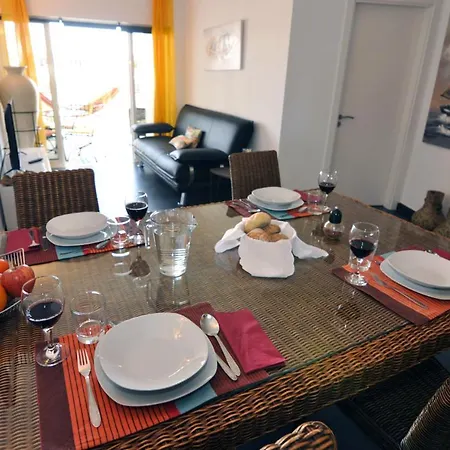 Sea And Pool At Da Daire *