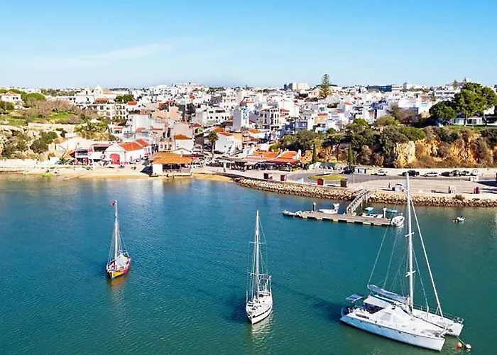 Sea And Pool At Da Apartmán *