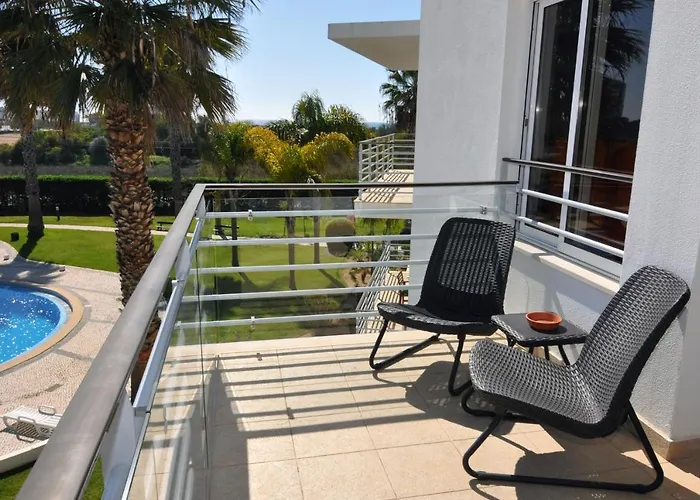 Sea And Pool At Da * Alvor