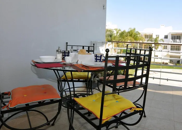 Sea And Pool At Da Apartmán Alvor