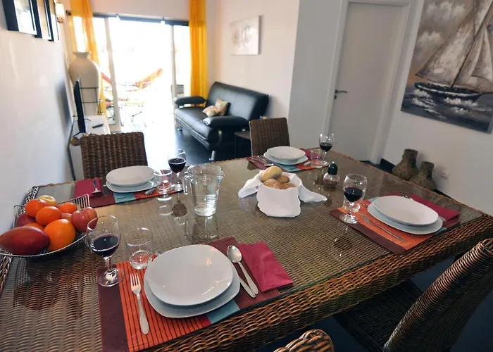 Sea And Pool At Da Apartmán *