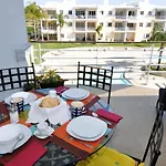 Sea And Pool At Da Apartment Alvor