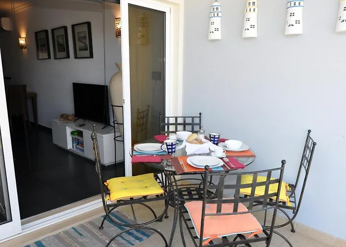 Sea And Pool At Da 公寓 阿尔沃尔