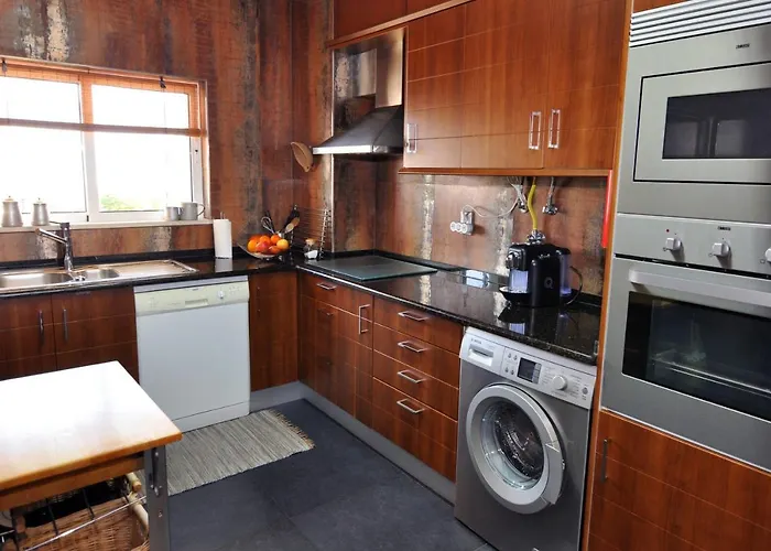 Sea And Pool At Da *