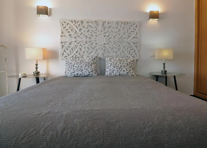 Sea And Pool At Da *