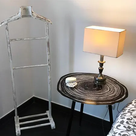 Sea And Pool At Da Apartamento Alvor