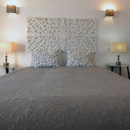 Sea And Pool At Da *